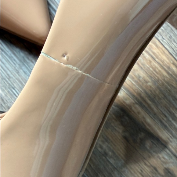 Vince Camuto Tan Patent Women's Pumps Size 5 - Picture 6 of 7